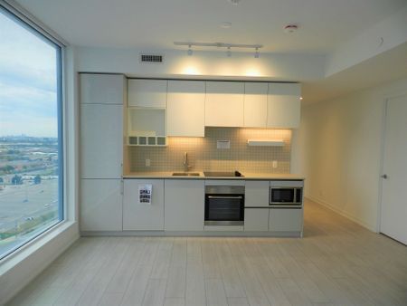 For Lease - 5 Buttermill Avenue Unit# 2102, Vaughan, Ontario - Photo 2