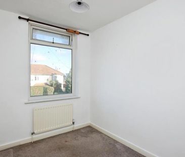 A spacious three bedroom home located on Filton Avenue, offering ge... - Photo 4