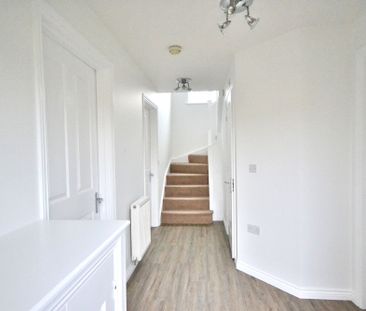 3 bedroom mid terraced house to rent, - Photo 6