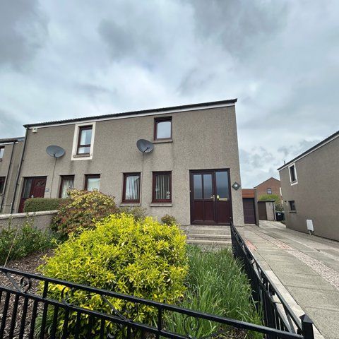 56 Bishop Forbes Crescent, AB21 0TW, Aberdeen - Photo 1