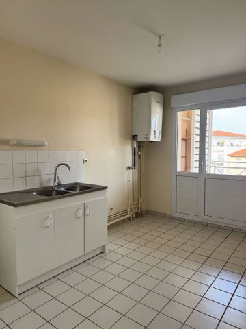 Appartement de 3 pièces - 66m²- La Tour de Salvagny- Centre ville- - Photo 4