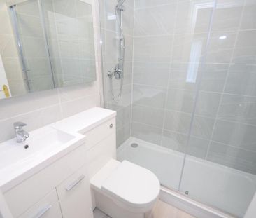 3 bedroom flat to rent - Photo 1