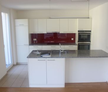 Schöne, moderne 3.5-Zimmer-Attika-Wohnung im Wohnpark Leuenfeld - Photo 4