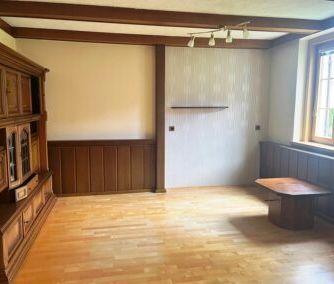 Helle, gepflegte 4 Zimmer Erdgeschosswohnung in Hauptplatznähe - Photo 1