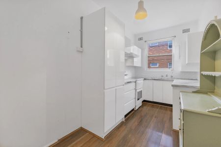 Spacious One Bedroom At Brighton Le Sands - Photo 4