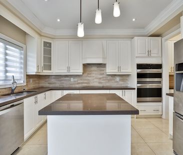 For Lease - 22 Greenforest Grove, Whitchurch-Stouffville, Ontario - Photo 6