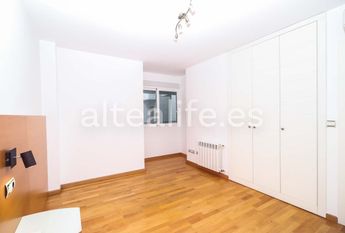 Cap-negret, Altea, Valencian Community 03590