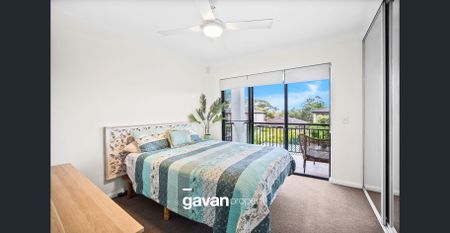 Modern Three-Bedroom Townhouse in a Peaceful Illawong Setting - Photo 2