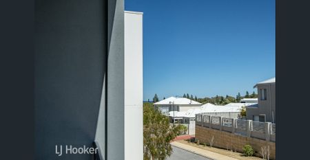 3x2x2 Town House - Photo 3