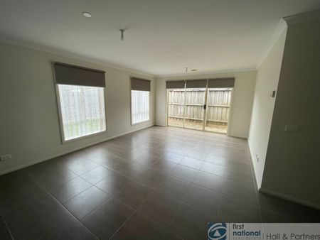 4 bedroom Home - Photo 2