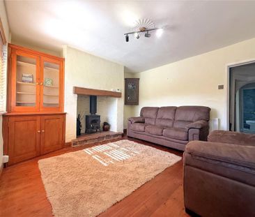 2 bedroom terraced house to rent - Photo 2