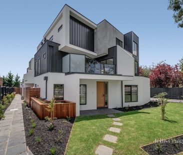 3/121 Mitcham Road, Donvale - Photo 2