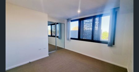 Bright North-Facing One Bedroom Apartment. - Photo 4
