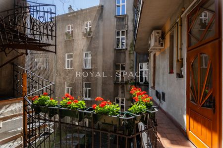 3 oddzielne pokoje z kuchnią z widokiem na Wawel! - Photo 2