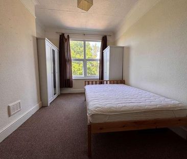 Wakefield Road, N11 - Photo 5