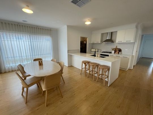 Well Presented, 4 Bedroom Home In Willows Estate - Photo 1