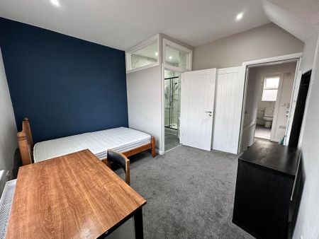 3 bedroom house share to rent - Photo 4