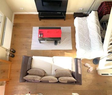 Holloway Road, Holloway, N7 - Photo 1