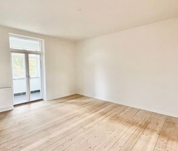 3 værelses – Skibhusvej 25, st. – Odense C - Photo 1