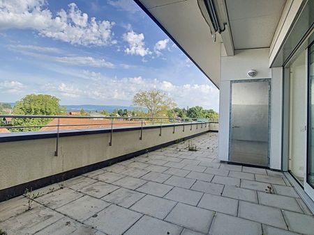 SEHR SCHÖNE ATTIKA 5.5-Zimmer-Wohnung / MAGNIFIQUE ATTIQUE DE 5.5 PIECES ! - Foto 3