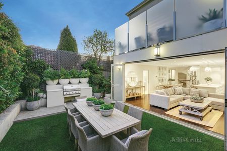8 Nicholson Street, South Yarra - Photo 3