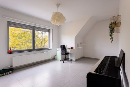 Instapklare woning met 3 slaapkamers, terras en garage - Foto 3