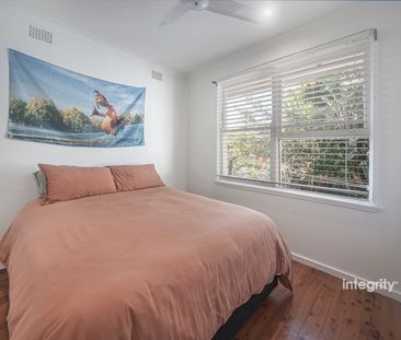 Full of Charm and Fully Furnished! - Photo 3
