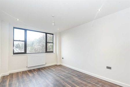 Kotecha Heights, High Wycombe - Photo 2