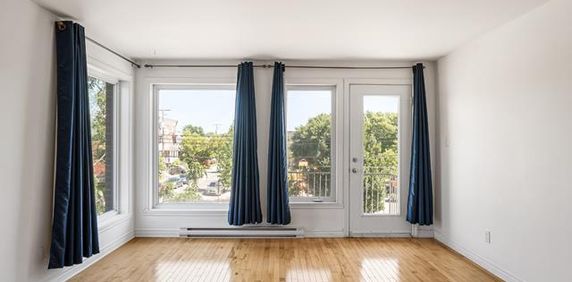 Magnifique et lumineux 4 ½ à louer - Métro Saint-Michel - Photo 2