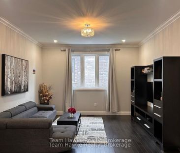 For Lease - 152 Bishop Drive, Barrie, Ontario - Photo 3