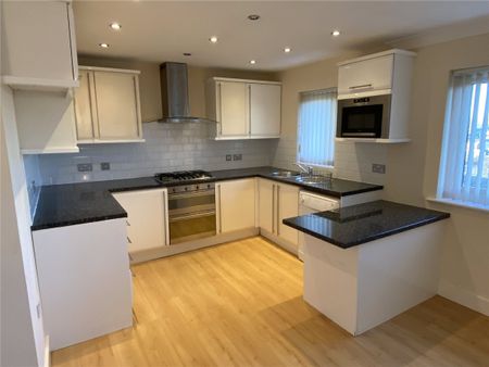 Waterstone Court, Halifax Road, Dewsbury, WF13 - Photo 5