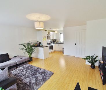 Flat 10 Blake Court - Photo 2