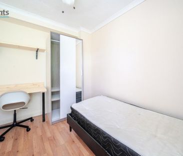 5 bedroom terraced house to rent - Photo 5