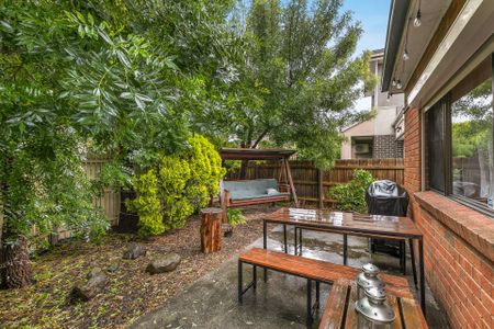 Modern Comfort Meets Effortless Living – 1/8 Lake Avenue, Pascoe Vale - Photo 5