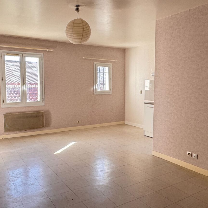 Location appartement 1 pièce, 34.00m², Romorantin-Lanthenay - Photo 1