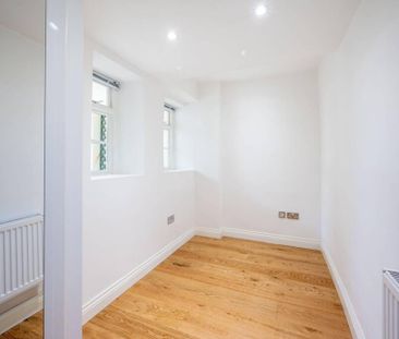 4 bedroom apartment to rent - Photo 5