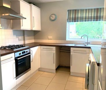 2 bedroom flat to rent - Photo 3