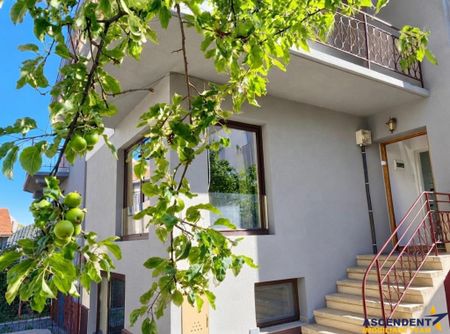 O casa altfel: stil vintage, curte proprie si 2 locuri de pa - Photo 4