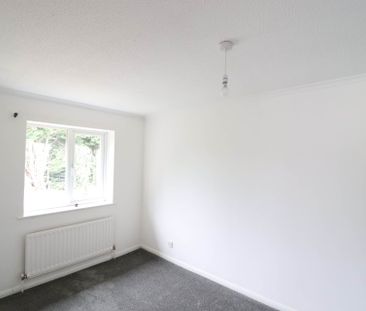 Redhouse Close, High Wycombe - Photo 6