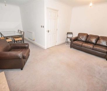 3 bedroom terraced house to rent - Photo 3