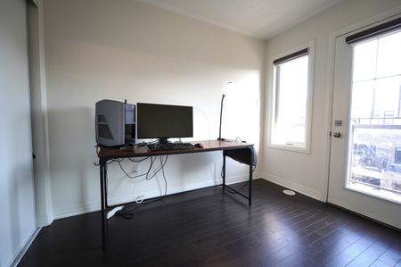 For Lease - 212 Lord Elgin Lane, Clarington, Ontario - Photo 3