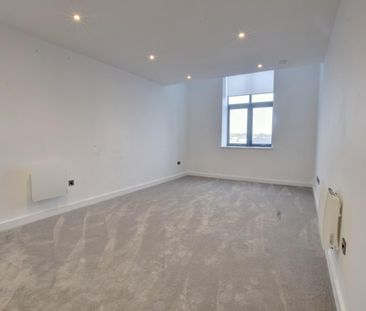 Northlight Parade, Brierfield - Photo 3