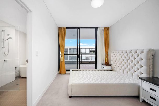 Loved by the Owner – Spacious, Quiet & Comfortable - Photo 1