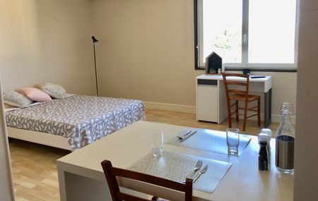 Studio de 14m² meublé et équipé - Photo 2