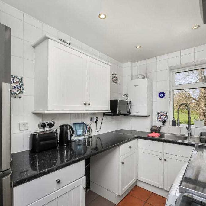 Winston Court, Harrow - Photo 1