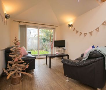 A stylish six bed property in a prime location. - Photo 1