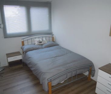 22 Corringham House (ii) – Room 2 - Photo 1