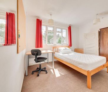 4 bedroom house to rent - Photo 1