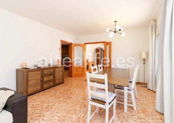 Casa o chalet de alquiler en Calle Londres, El Tossal - Bello Horizonte