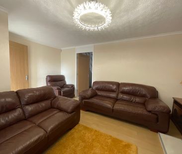 1 Crosby Street, Belfast, BT13 2HJ - Photo 2